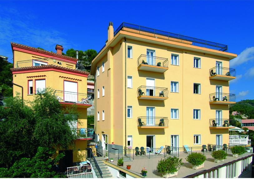 Hotel Tritone Лайгуэлья Экстерьер фото